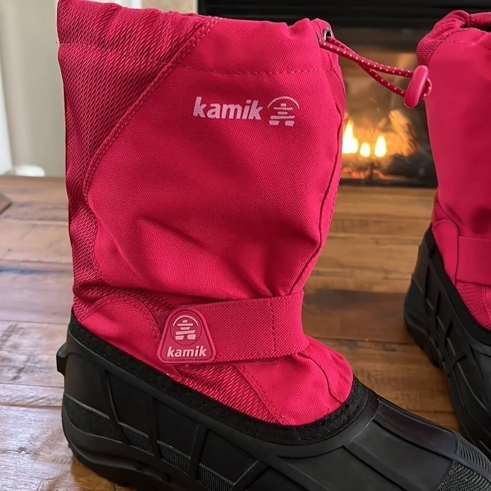 Kamik children snow/rain boots, size 5 , pink, in  very good condition.